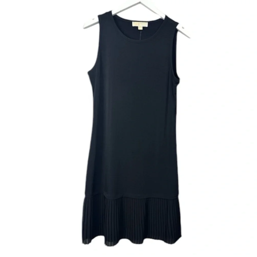Michael Kors Black Classic Sleeveless Pleated Hem Dress NWT NEW Size Medium